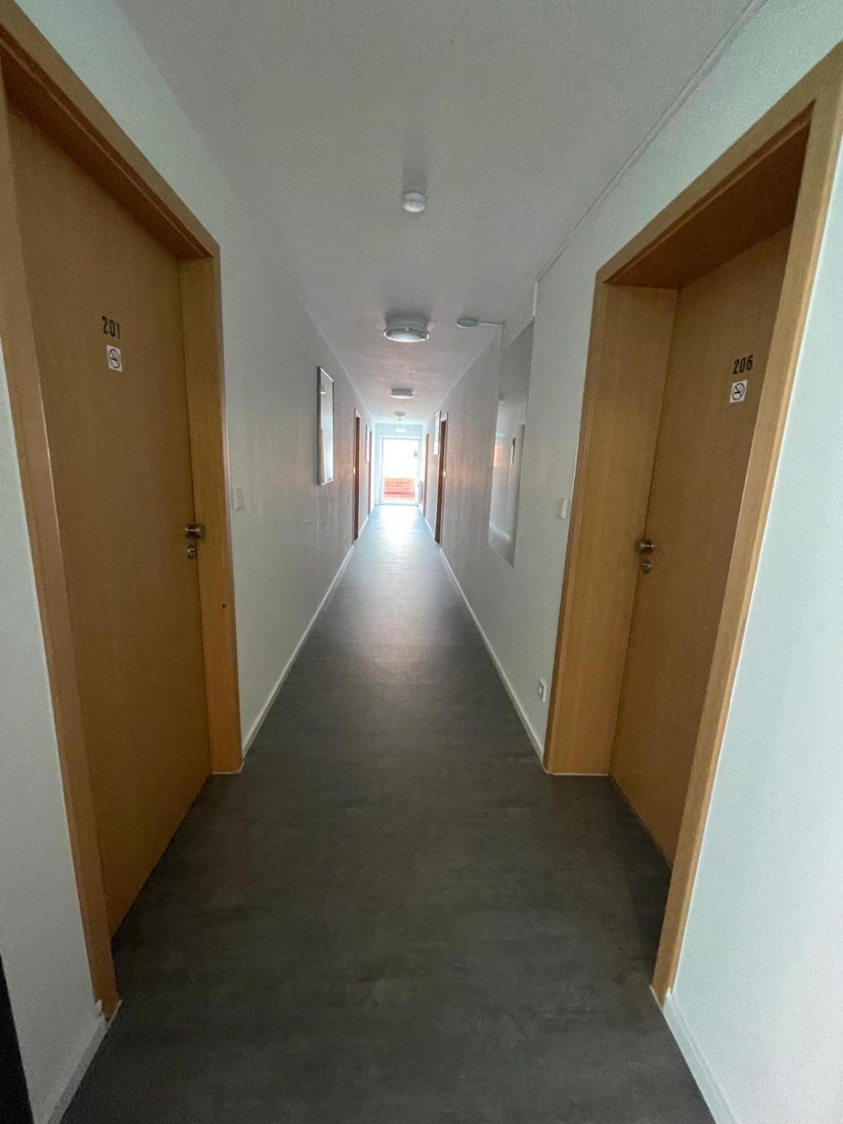 Hotel Loewen Kusterdingen エクステリア 写真